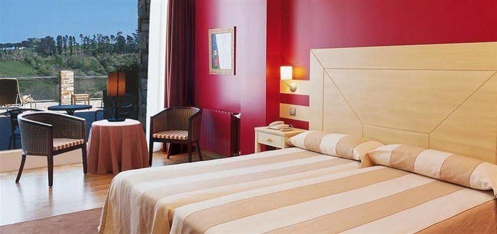 Apartamentos Mar Rovacias Comillas Ngoại thất bức ảnh